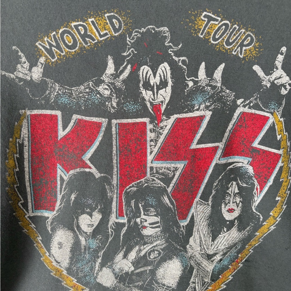 Daydreamer KISS World Tour Graphic Tee – Vintage Black | XS ❤️ - Picture 5 of 9